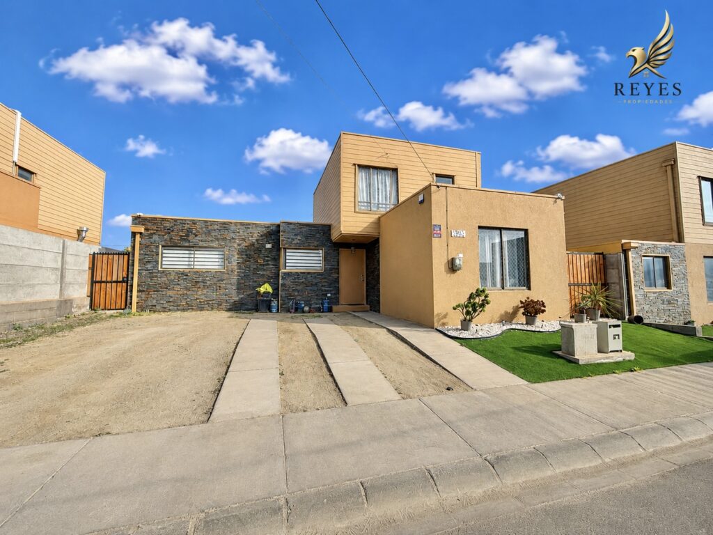SE VENDE HERMOSA CASA EN VILLA ALEMANA