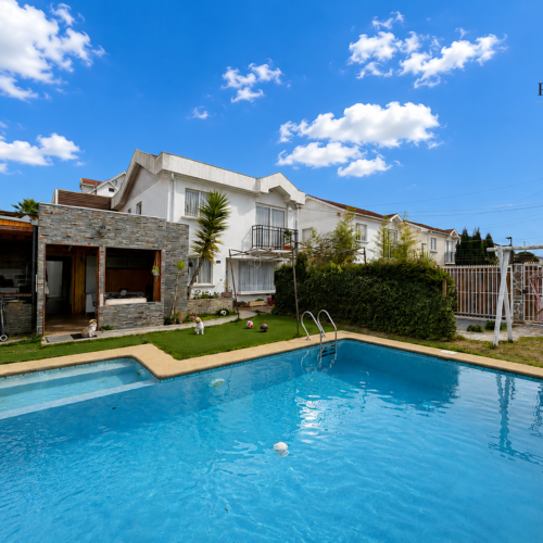 SE VENDE HERMOSA CASA EN QUILPUÉ