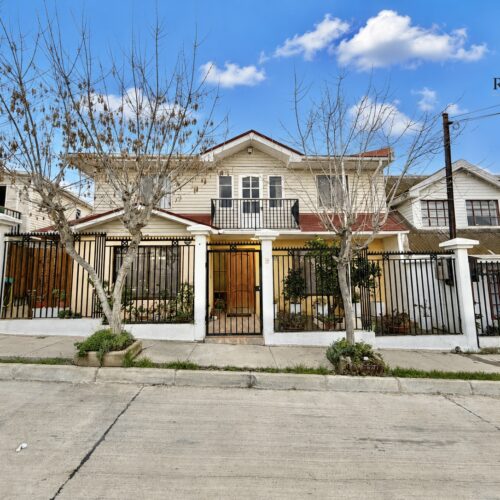 SE VENDE AMPLIA PROPIEDAD EN VILLA ALEMANA