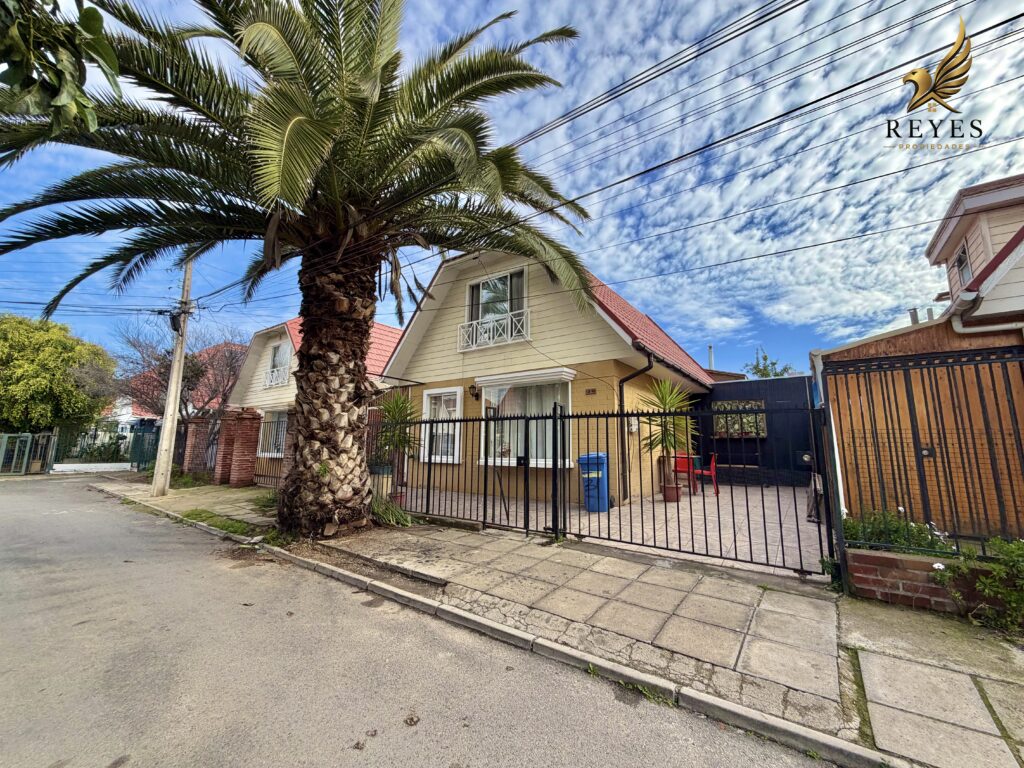 SE VENDE HERMOSA CASA EN VILLA ALEMANA, SECTOR NORTE